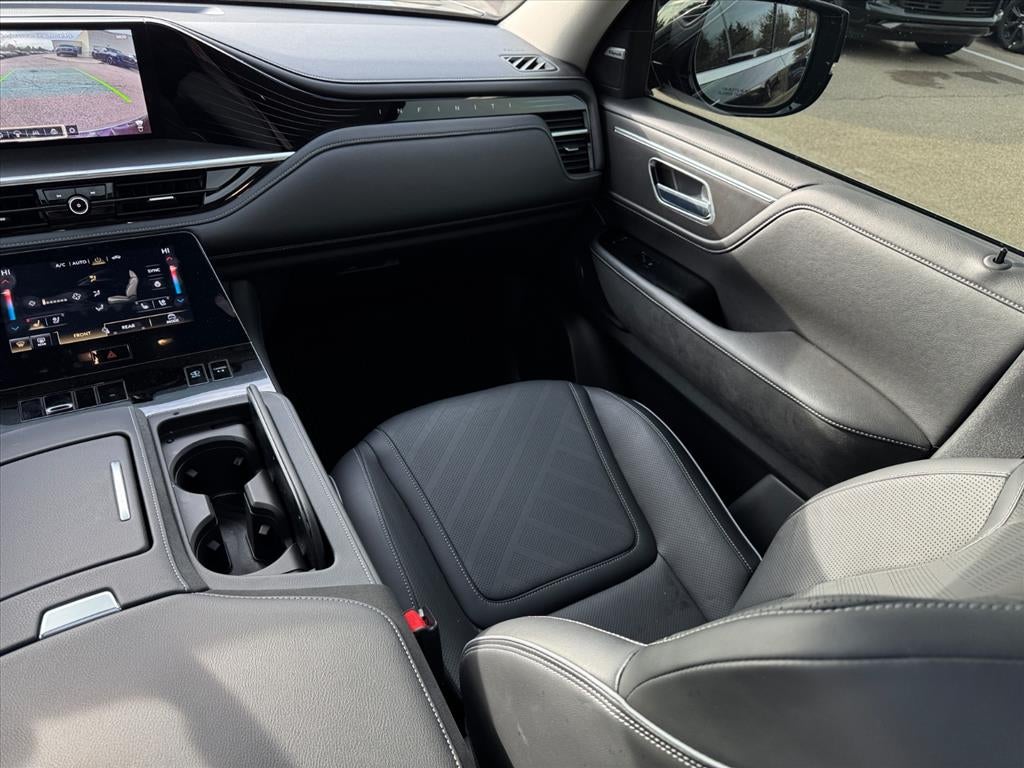 2025 INFINITI QX80 Luxe 4WD