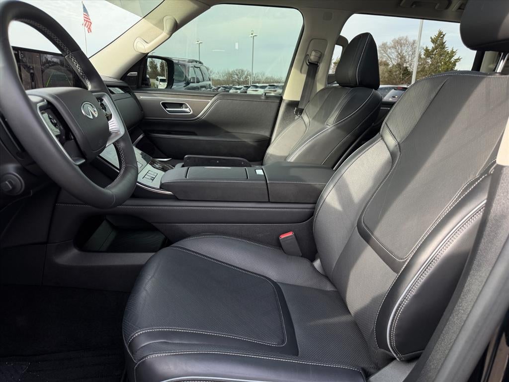 2025 INFINITI QX80 Luxe 4WD