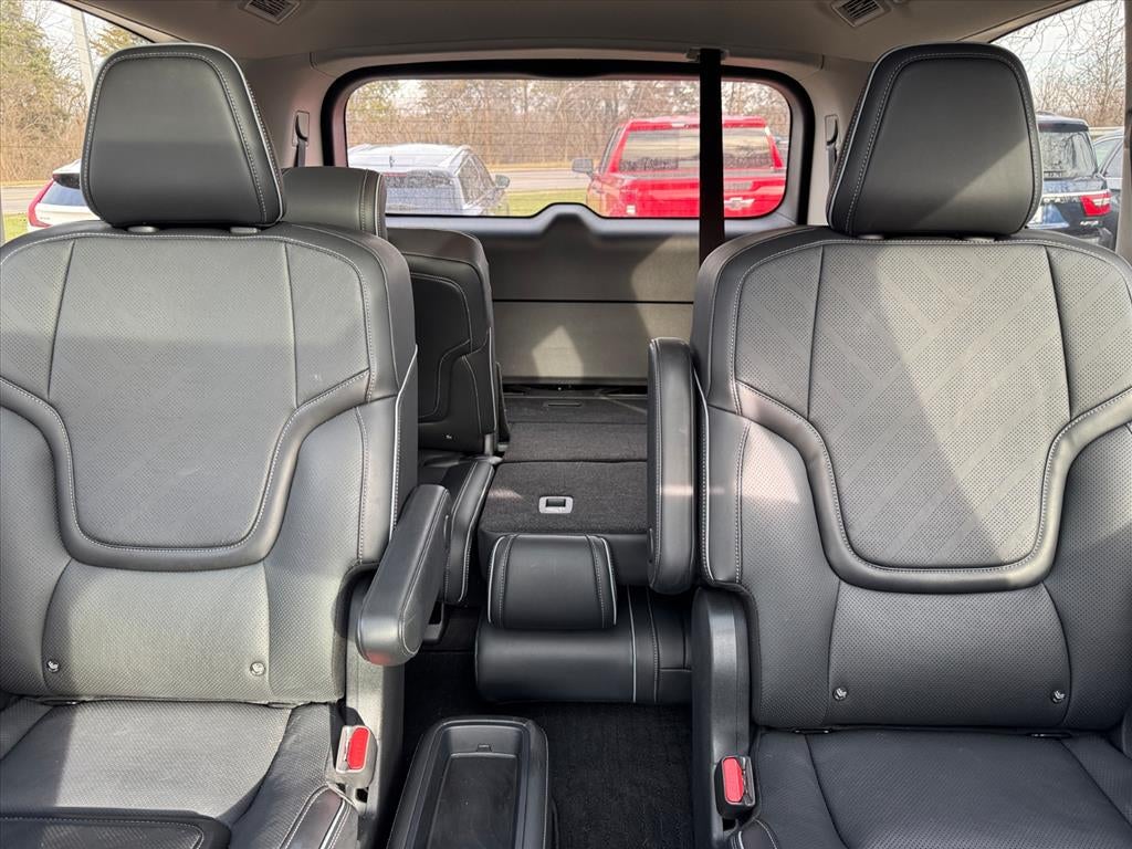 2025 INFINITI QX80 Luxe 4WD