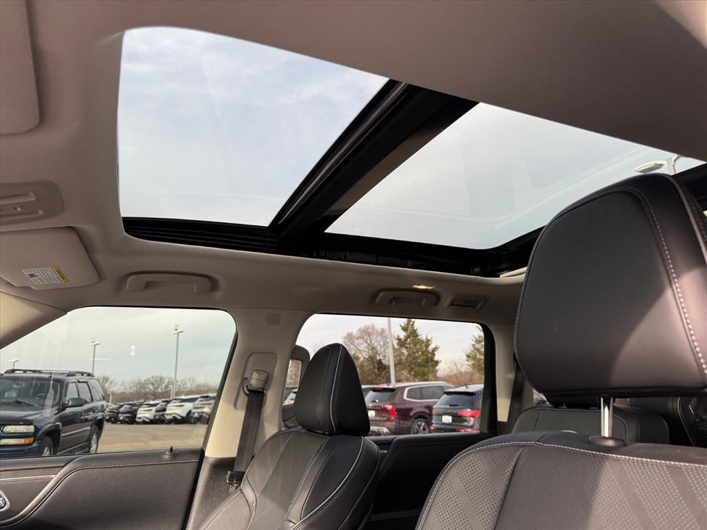 2025 INFINITI QX80 Luxe 4WD