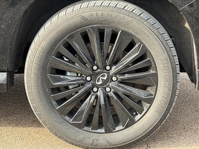 2025 INFINITI QX80 Luxe 4WD