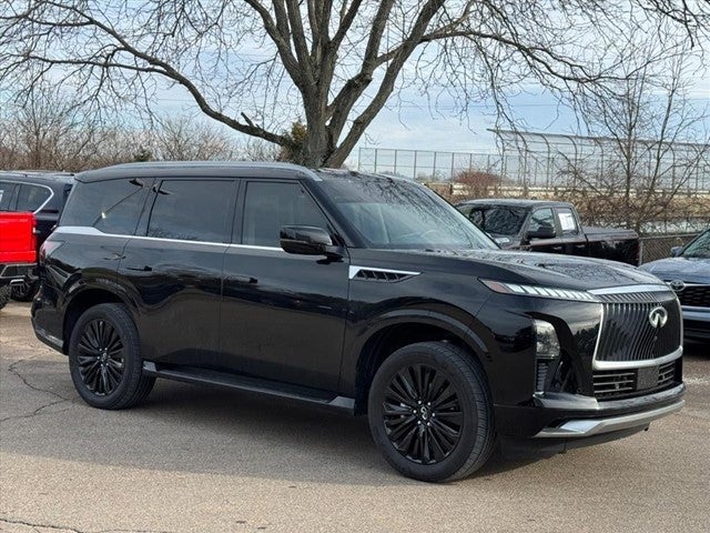 2025 INFINITI QX80 Luxe 4WD