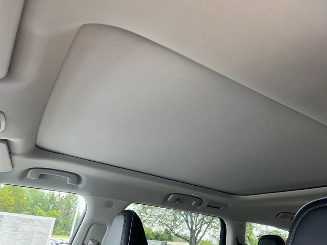 2027 INFINITI QX80 Luxe 4WD