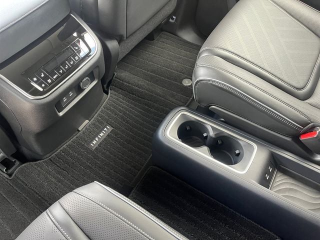 2027 INFINITI QX80 Luxe 4WD