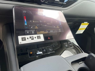 2027 INFINITI QX80 Luxe 4WD