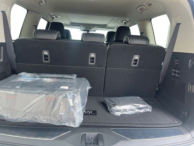 2027 INFINITI QX80 Luxe 4WD