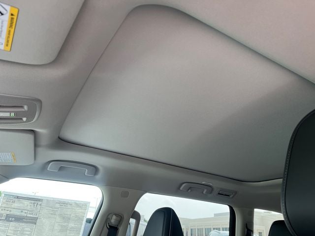 2027 INFINITI QX80 Luxe 4WD