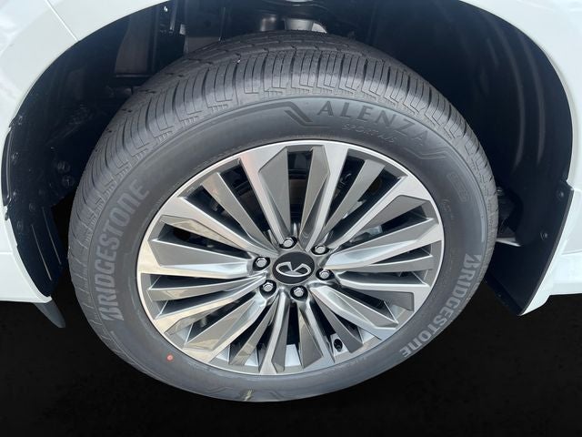 2027 INFINITI QX80 Luxe 4WD