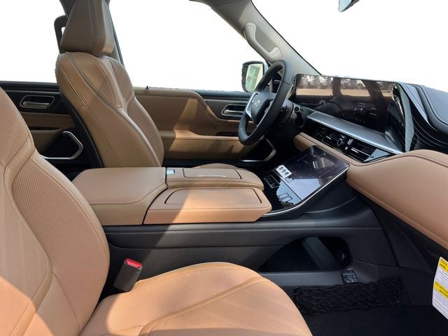 2027 INFINITI QX80 Luxe 4WD