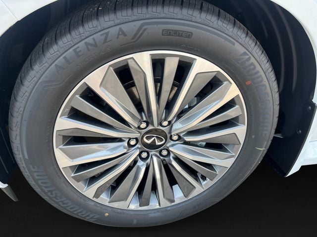 2027 INFINITI QX80 Luxe 4WD