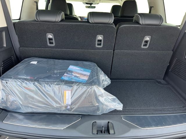 2027 INFINITI QX80 Luxe 4WD