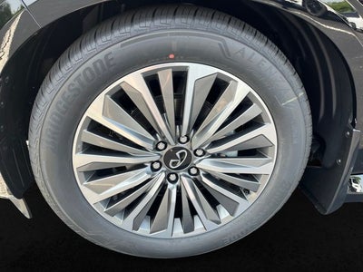 2027 INFINITI QX80 Luxe 4WD