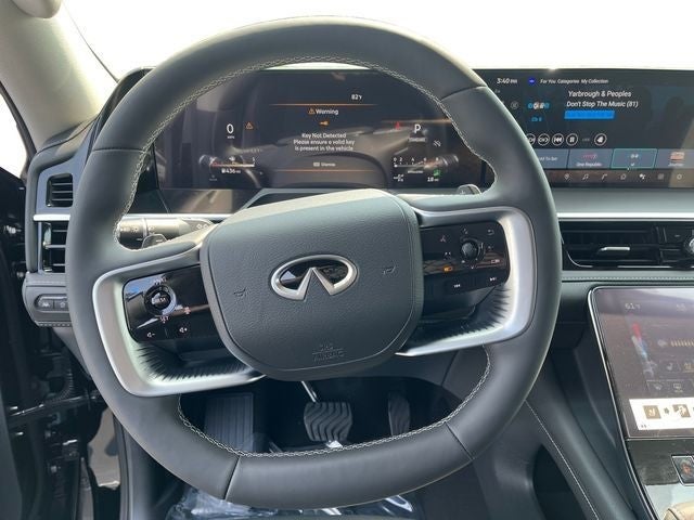 2027 INFINITI QX80 Luxe 4WD