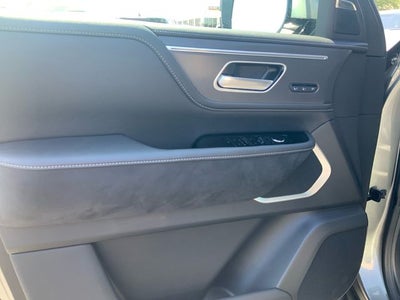 2027 INFINITI QX80 Luxe 4WD