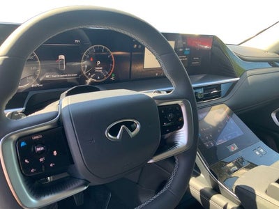 2027 INFINITI QX80 Luxe 4WD