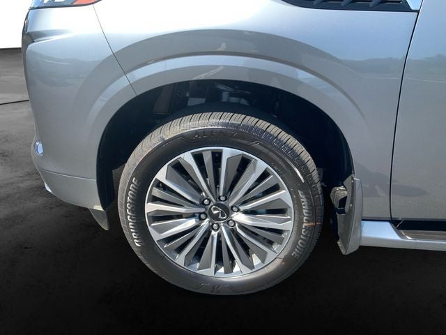2027 INFINITI QX80 Luxe 4WD