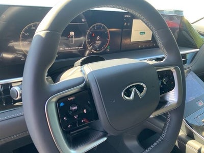 2027 INFINITI QX80 Luxe 4WD