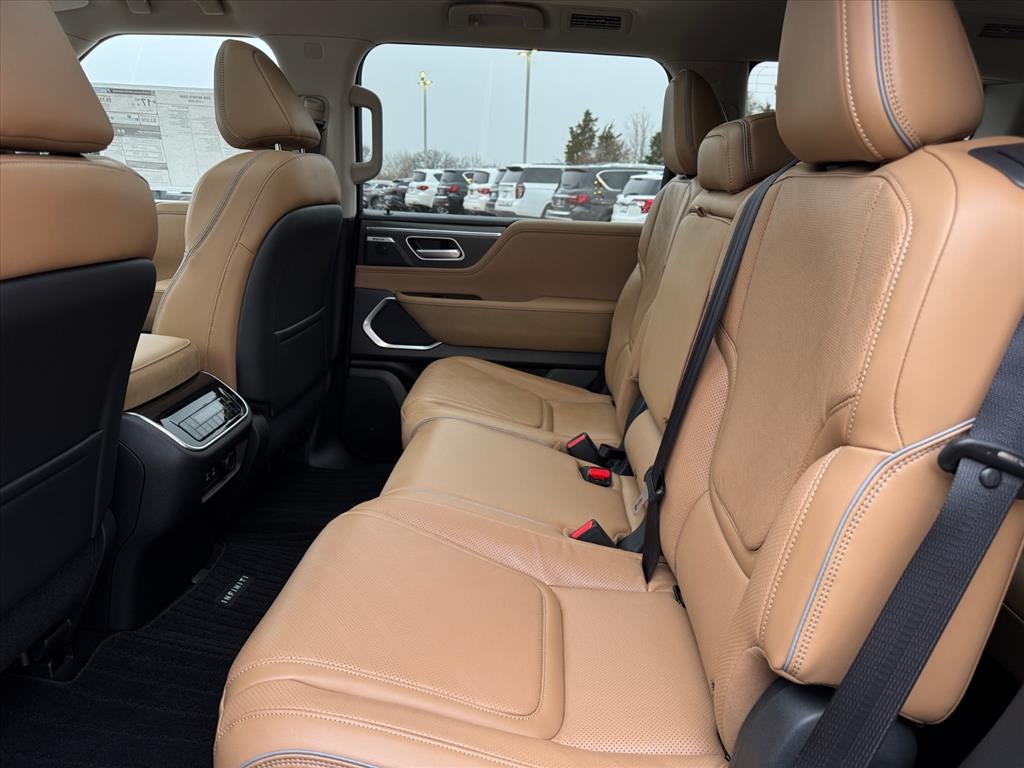 2026 INFINITI QX80 Luxe 4WD