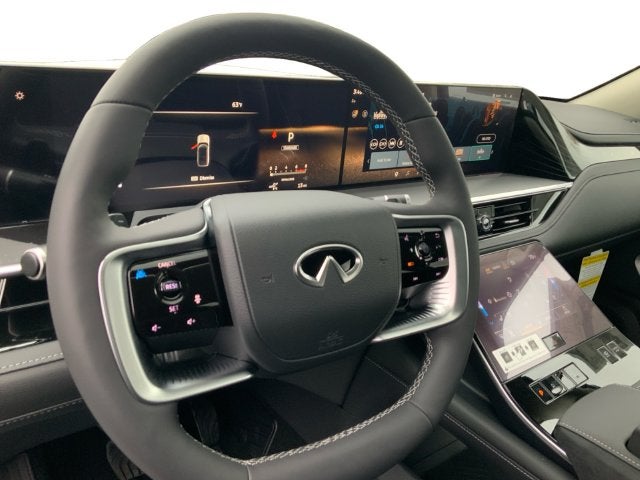 2027 INFINITI QX80 Luxe 4WD