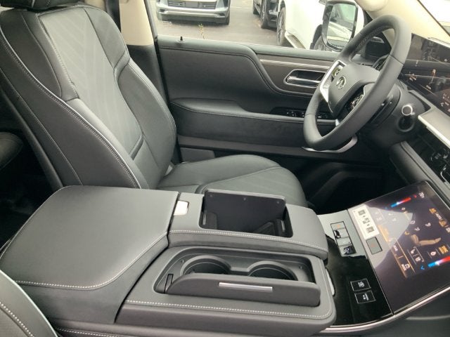 2027 INFINITI QX80 Luxe 4WD