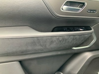 2027 INFINITI QX80 Luxe 4WD