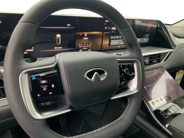 2027 INFINITI QX80 Luxe 4WD