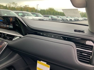 2027 INFINITI QX80 Luxe 4WD