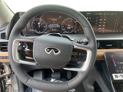 2027 INFINITI QX80 Luxe 4WD