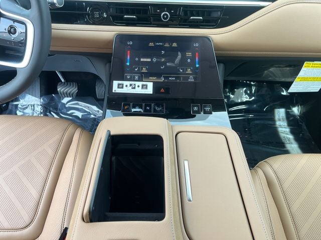 2027 INFINITI QX80 Luxe 4WD