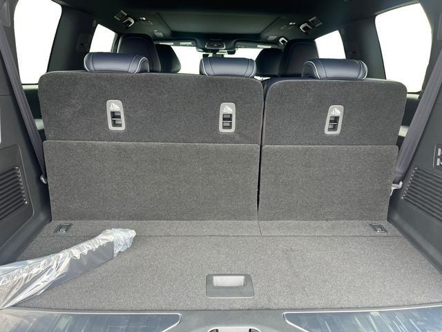 2027 INFINITI QX80 Sport 4WD