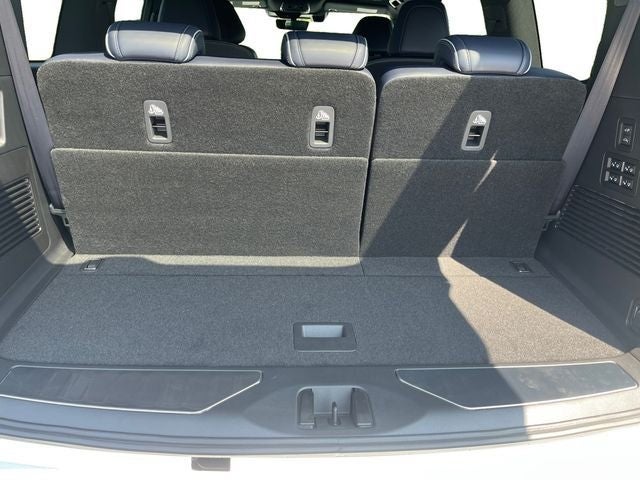 2027 INFINITI QX80 Sport 4WD