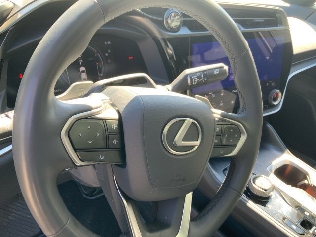 2025 Lexus RZ 300e Luxury