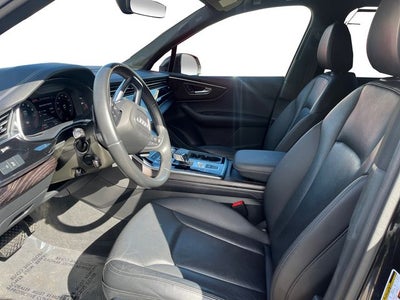 2023 Audi Q7 45 Premium Plus quattro