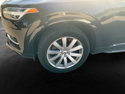 2016 Volvo XC90 T6 Momentum