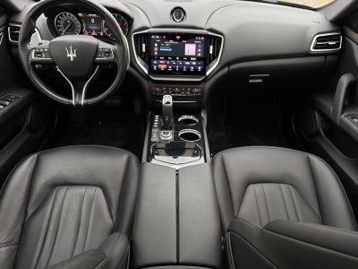 2023 Maserati Ghibli Modena Q4
