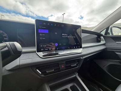 2025 Volkswagen Tiguan 2.0T SE