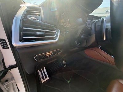 2023 BMW X6 xDrive40i