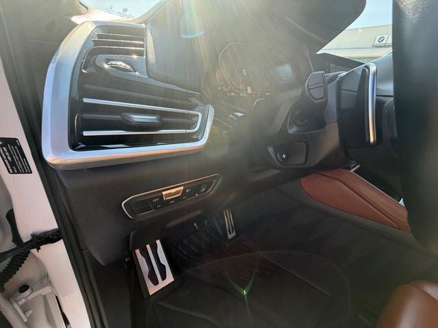 2023 BMW X6 xDrive40i