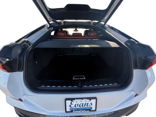 2023 BMW X6 xDrive40i