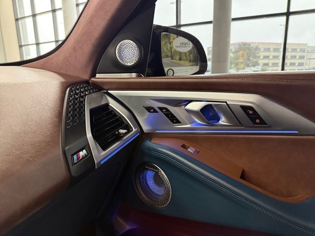 2023 BMW XM Base