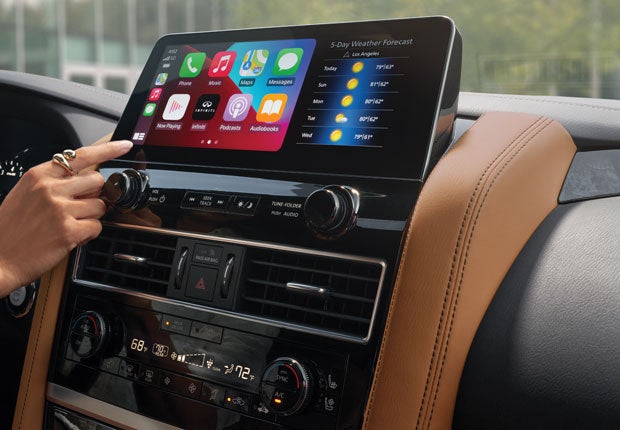 2024 INFINITI QX80 Key Features - WIRELESS APPLE CARPLAY® INTEGRATION | Evans INFINITI of Dayton in Centerville OH
