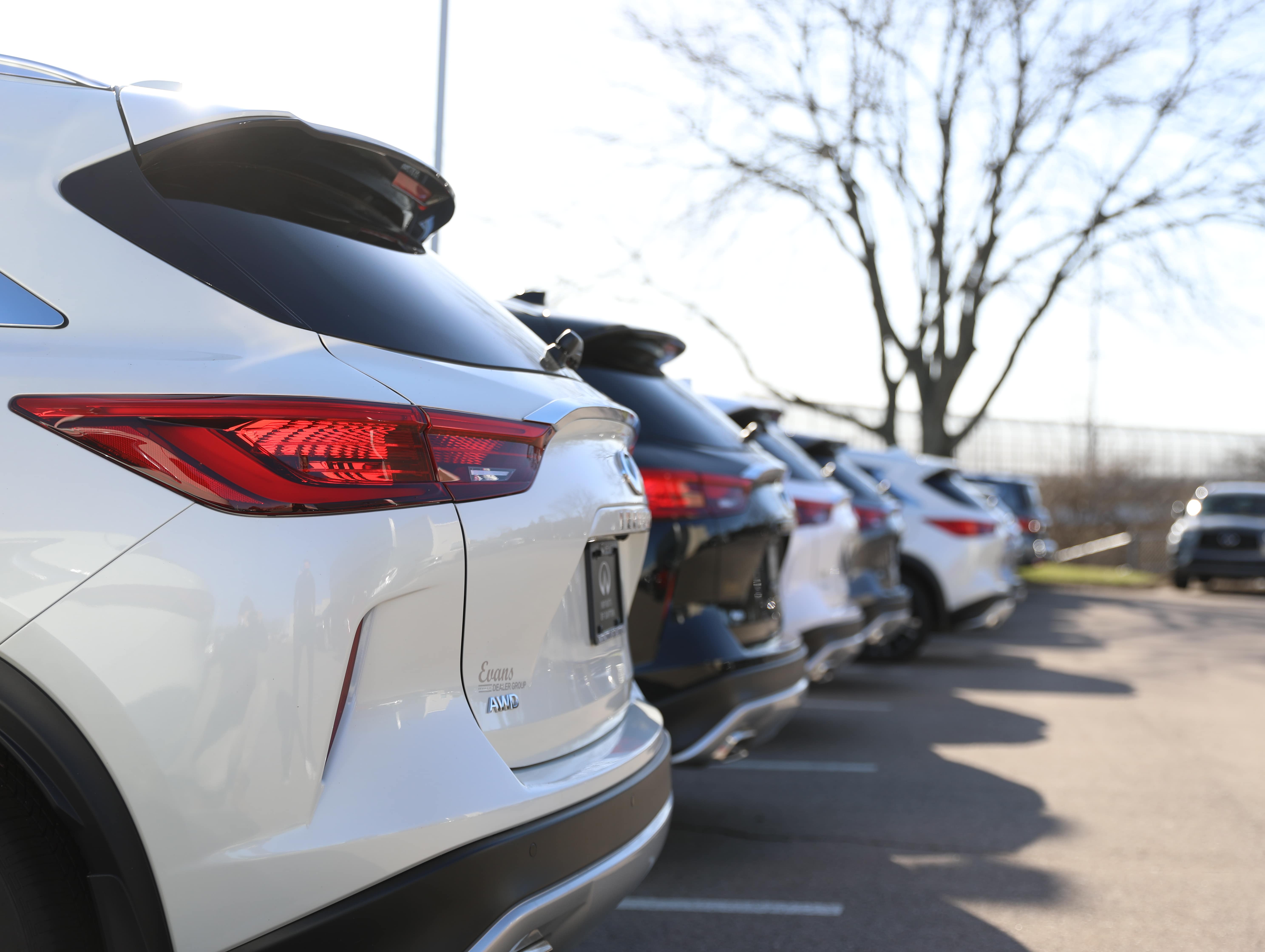A row of fuel-efficient used cars in Dayton, OH